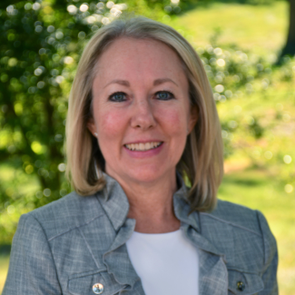 Karen Mayo headshot